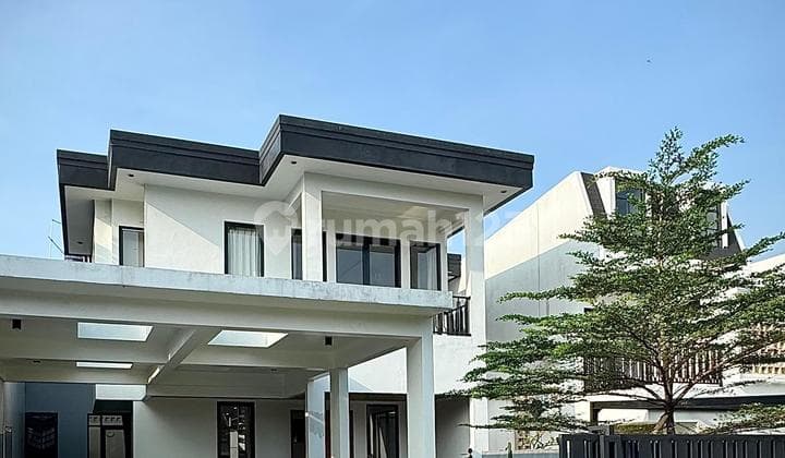 Rumah Bagus 2Lt, Pool, Semi Furnished, Hdp. Utara, di Puri Cinere