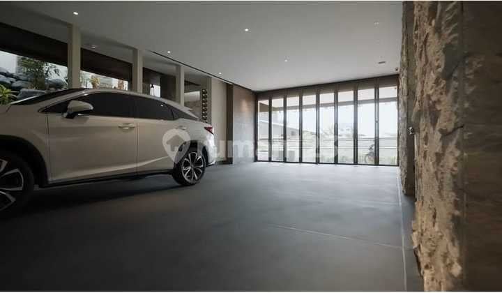 Rumah Sultan Kawasan Pantai Mutiara Jakarta Utara Full Furnish View Laut