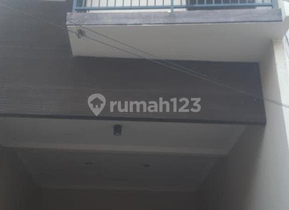 Rumah 3 Lantai Bonus Income Kos kost An Full Furnished Dijual Segera di Kav Dki Sunter Karya Jakarta Utara