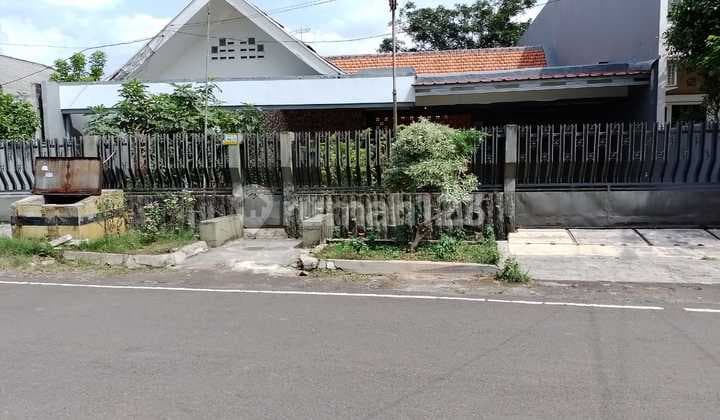 Dijual Rumah Aman, Asri di Perumahan Pondok Kelapa Duren Sawit