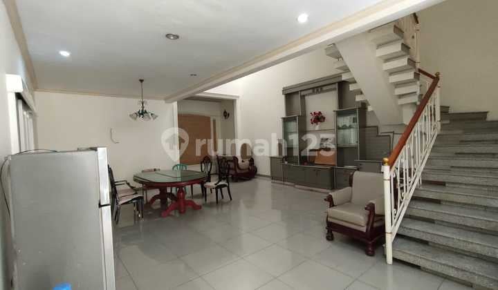 For Sale Fast Fully Furnished House in Green Garden West Jakarta