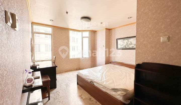 Slipi West Jakarta Apartment Unit Fully Furnished Ready to Occupy