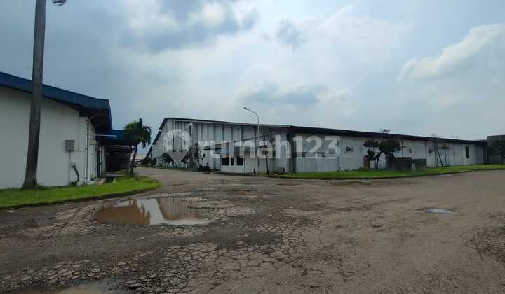 Large Commercial Warehouse Building in the Mm2100 Area, Cibitung, Bekasi