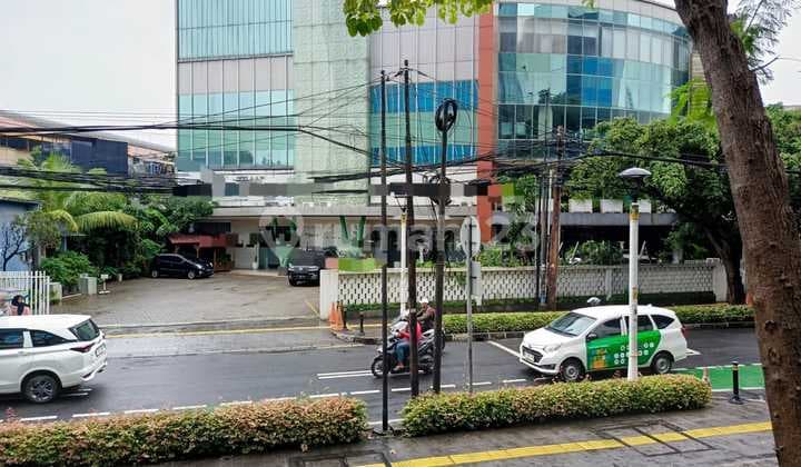 Quick Sale Twin Shophouse 2 Units in Wahid Hasyim Area, Menteng, Central Jakarta