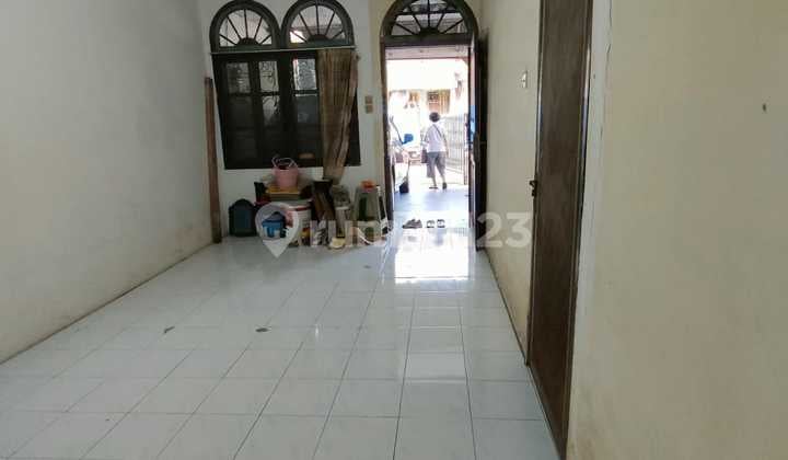 For Sale Ready-to-Live House in Taman Kota Near West Jakarta Train Station