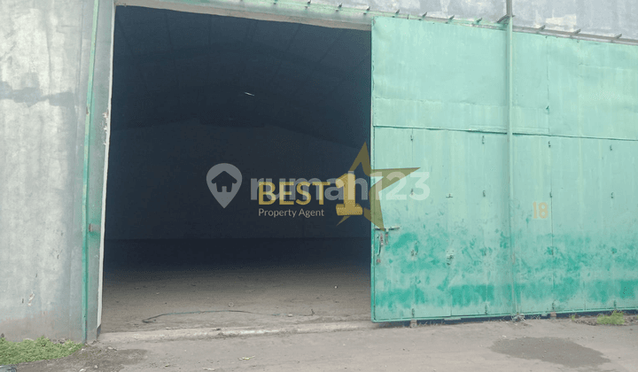 Wide Nice Cheap Warehouse in Cianjur