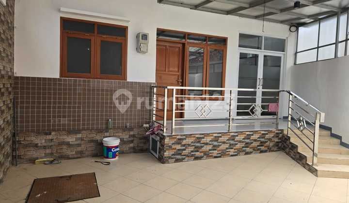 Murah !!! Rumah Asri di Sayap GarduJati, Bandung Kota