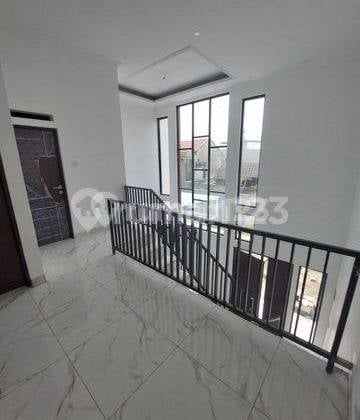 Rumah Baru Minimalis 2 Lantai di Sayap Moh Toha, Bandung Kota