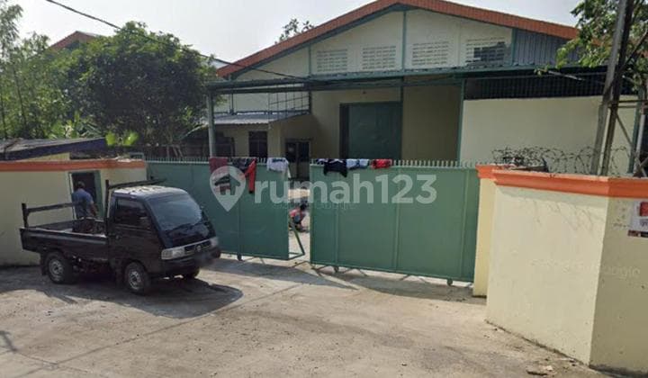 Gudang di gunung putri citeureup