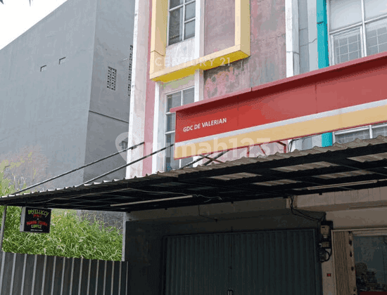 Ruko Area Ramai Di Grand Depok City Blok Boulevard