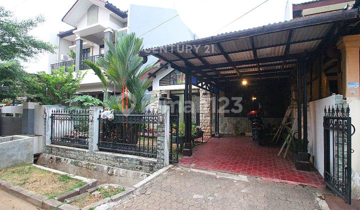 Rumah Strategis Siap Huni di Perumahan Graha Cinere Depok