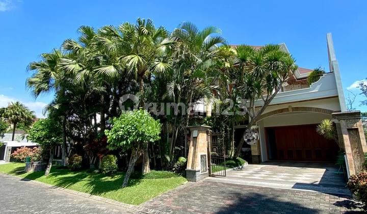 Rumah Super Mewah Araya Full Furnish View Golf