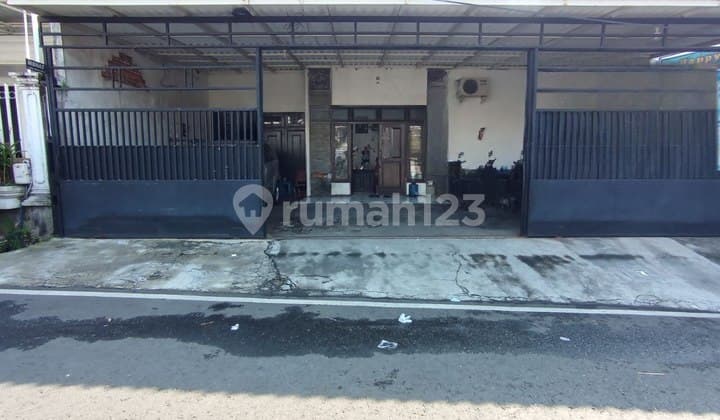 Rumah Teduh Bagus di Tidar Bawah Kota Malang