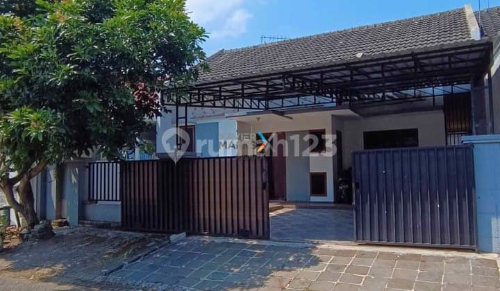Rumah Minimalis Terawat Siap Huni Di Perumahan Araya Golf Malang