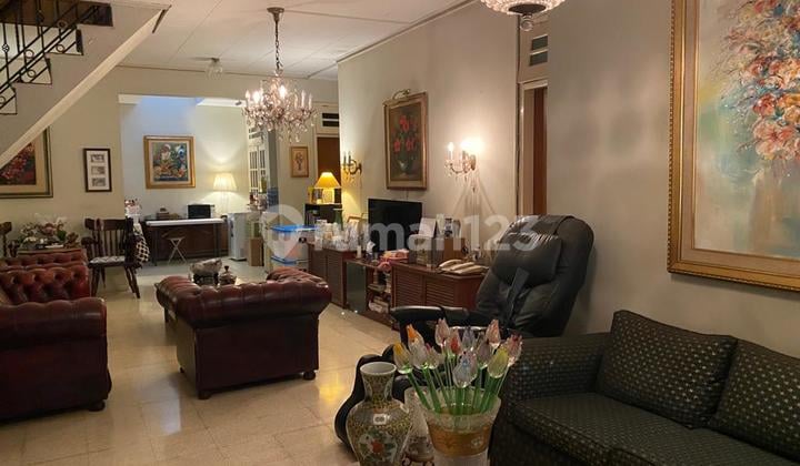 Rumah Cocok Untuk Usaha di Area Senopati Scbd