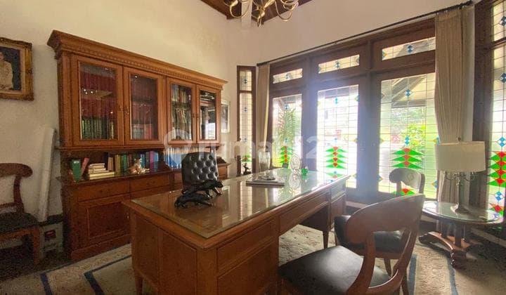 For Sale Strategic Corner House Near Blok M and Iskandarsyah