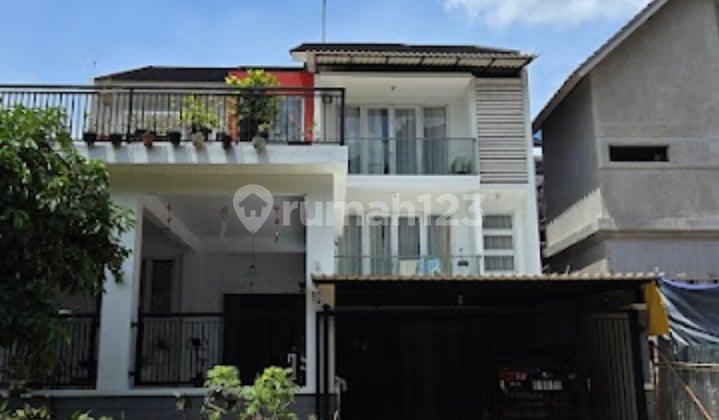 Dijual Rumah Siap Huni Split Level Lingkungan Asri di Pupita Loka BSD