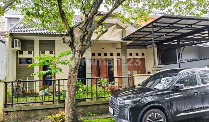 Dijual Rumah di Dalam Komplek Kencana Loka BSD