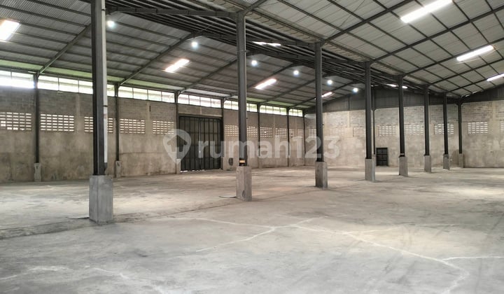 Gudang Bagus Dekat Tol di Jl. Raya Serang Pantura Balaraja