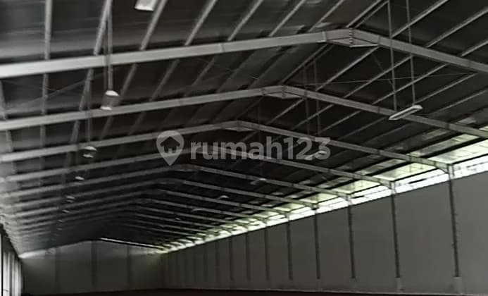 Gudang 2820 M Baru Di Jl Raya Legok Tangerang