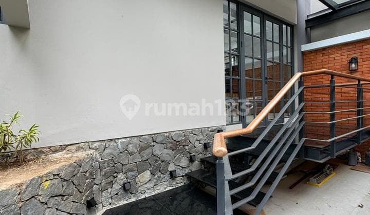 Rumah Mewah Full Furnish di Dago Resort Bandung Bangunan 2025 Siap Huni