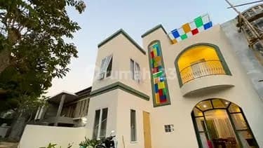 Villa with Swimming Pool in Dago Resort Bandung New Building Furnished