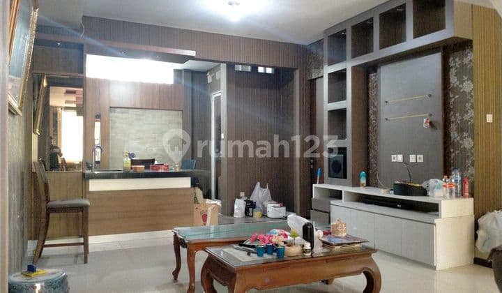 Rumah Siap Huni di Dago Bandung dalam Komplek Bangunan 2 Lantai