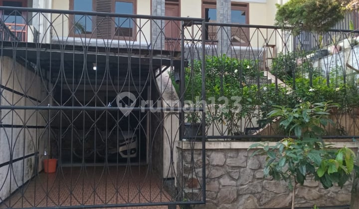 Rumah Siap Huni di Gegerkalong Bandung Bangunan 2 Lantai Udara Sejuk