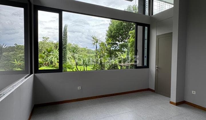 Rumah Mewah Full Furnish di Dago Resort Bandung Bangunan 2025 Siap Huni