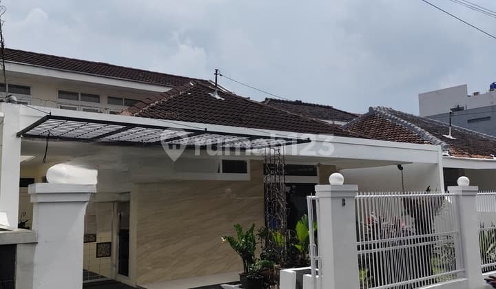 Rumah Siap Huni di Lengkong Bandung Bangunan 2 Lantai Terawat