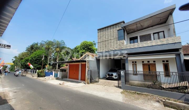 Rumah 2 Lantai Siap Huni di Tarogong Kaler Garut Bangunan Terawat