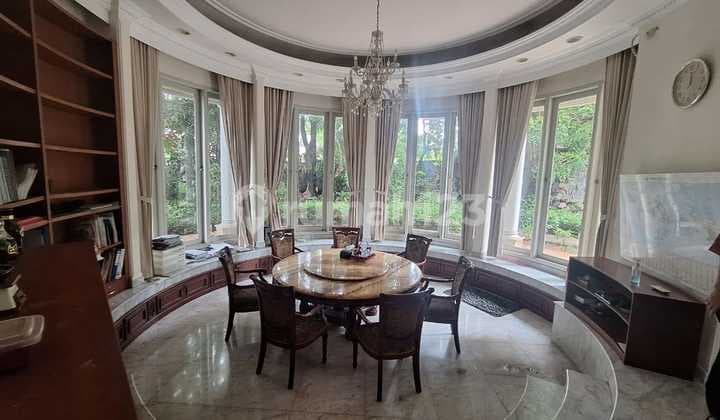 Rumah Mewah 2 Lantai, Cempaka Putih, Butuh Renovasi