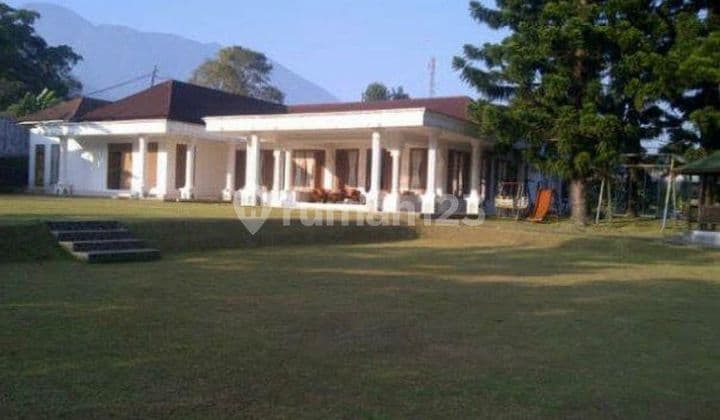 Villa 6.000 m2 di Puncak - Ada Kolam Renang!
