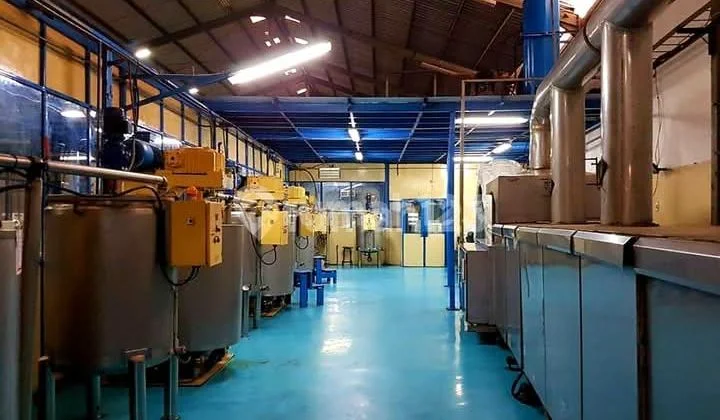 FOR SALE: Active Gresik Wafer Food Factory, Producing Flat Wafers, Roll Wafers, and Candies. Location: GRESIK. FOR SALE: Active Gresik Wafer Food Factory, Producing Flat Wafers, Roll Wafers, and Candies. Location: GRESIK.