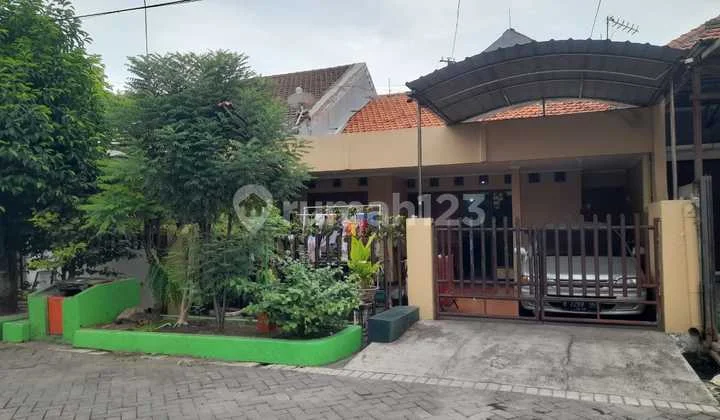 Dijual rumah di tenggilis surabaya Dijual rumah di tenggilis surabaya