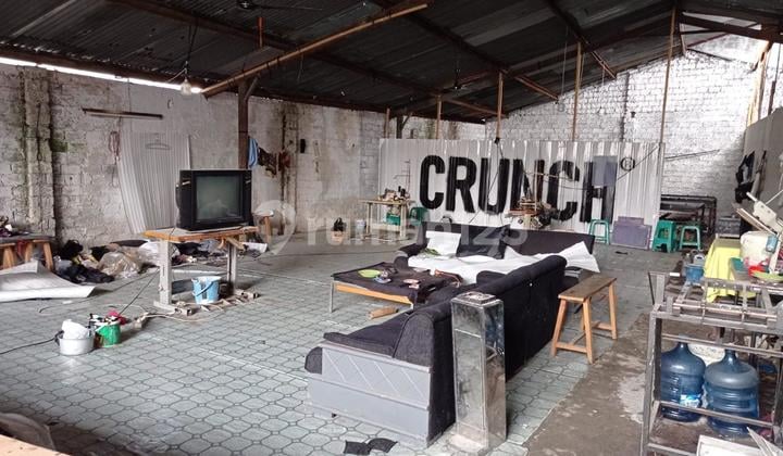 Affordable and Strategic Warehouse and Workshop in Kiara Condong, Bandung