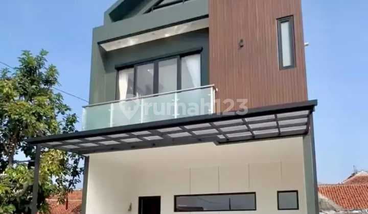 Rumah Baru Full Furnished Komplek Cisaranteun Arcamanik Bandung