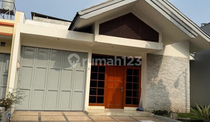 Rumah Bagus Siap Huni Nyaman Strategis di Singgasana, Bandung