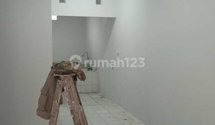 Rumah Murah 1 Lantai SHM Siap Huni Nyaman di Taman Kopo Indah 2