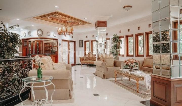 Villa Mewah View Bagus Sejuk di Resort Dago Pakar Bandung