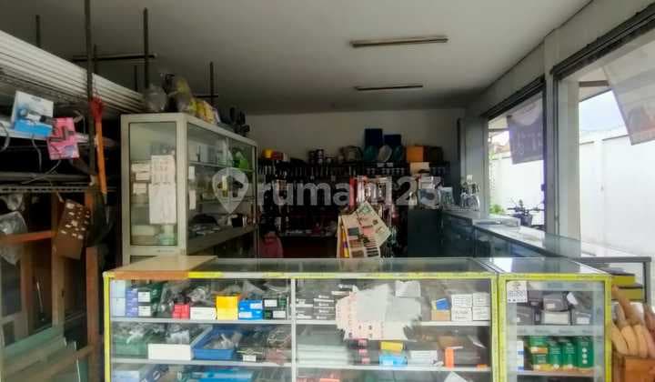 Ruang Usaha SHM Siap Huni Strategis Nyaman di Daerah Pasteur, Bandung