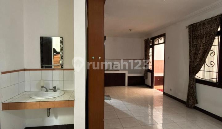 Rumah Murah Nyaman Asri Siap Huni 2 Lantai di Wangsa 1, Kbp