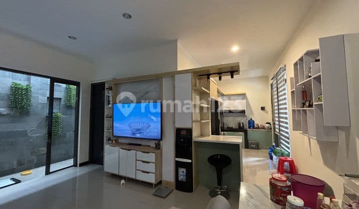 Rumah Mewah Murah Cantik SHM 2 Lantai SHM di Tki V-Gardenville