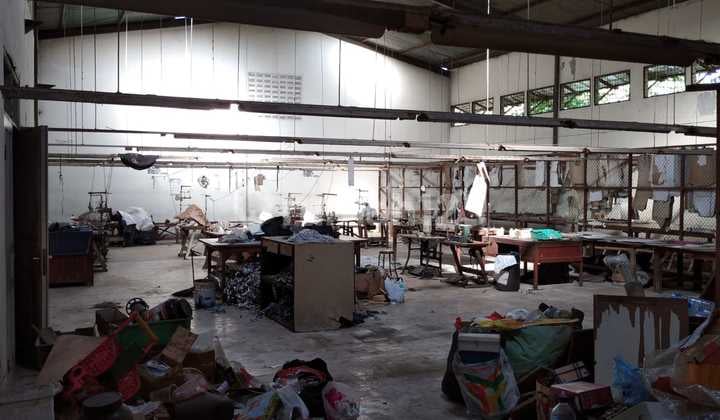 Gudang dan Rumah Murah Siap Huni SHM Strategis Cibeureum, Bandung