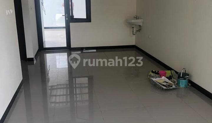 Affordable Ready-to-Occupy Comfortable Rental House in Taman Kopo Indah 2