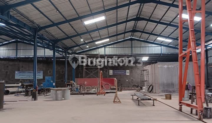 Pabrik & Gudang ********