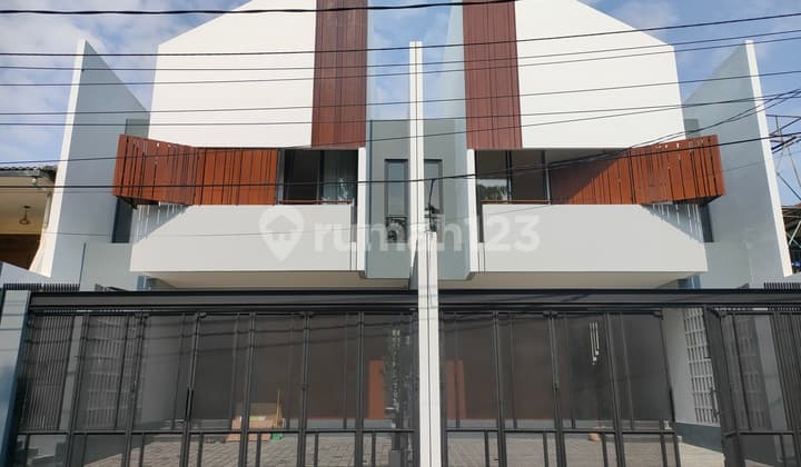 Rumah Baru Gaya Modern Industrial Dalam Komplek Di Duren Sawit