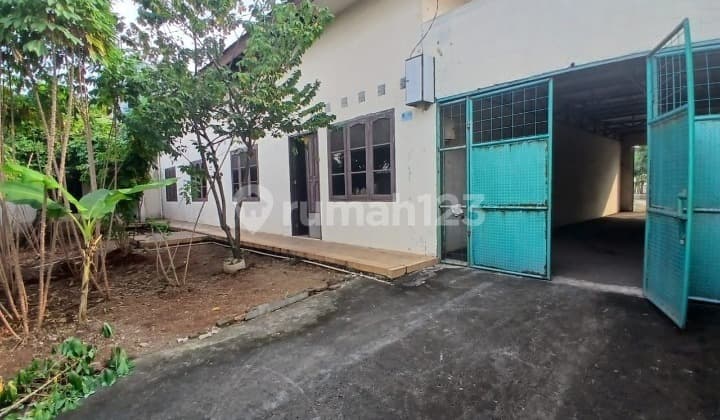 Disewakan Gudang Strategis Lahan Besar Cikunir Raya