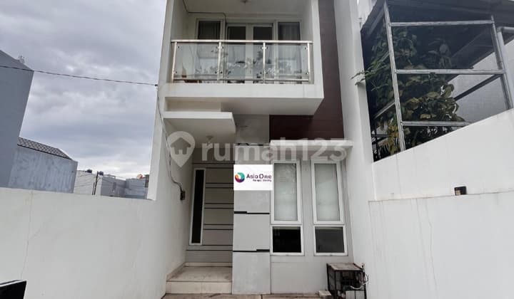 Dijual Rumah Minimalis 2 Lantai Imperial Gading