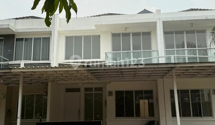 For Rent: Tropical Garden Grand Galaxy Cluster House